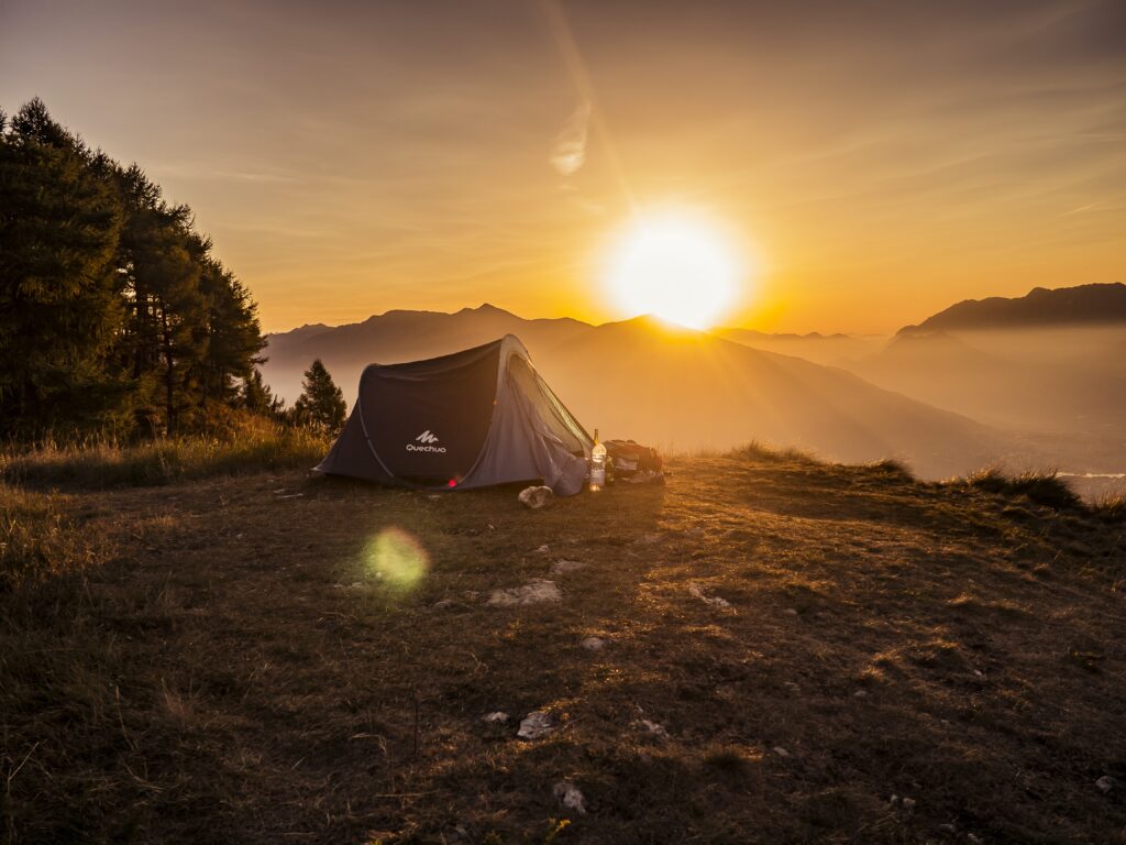 The Ultimate Camping Gear and Supplies Checklist for Weekend Trips